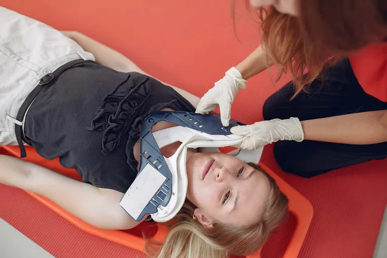 Ubezpieczenie NNW szkolne a wypadek w placówce oświatowej - jakie wypadki są częste?